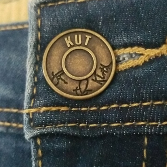 💐Stretch Denim Crops - Picture 2 of 4